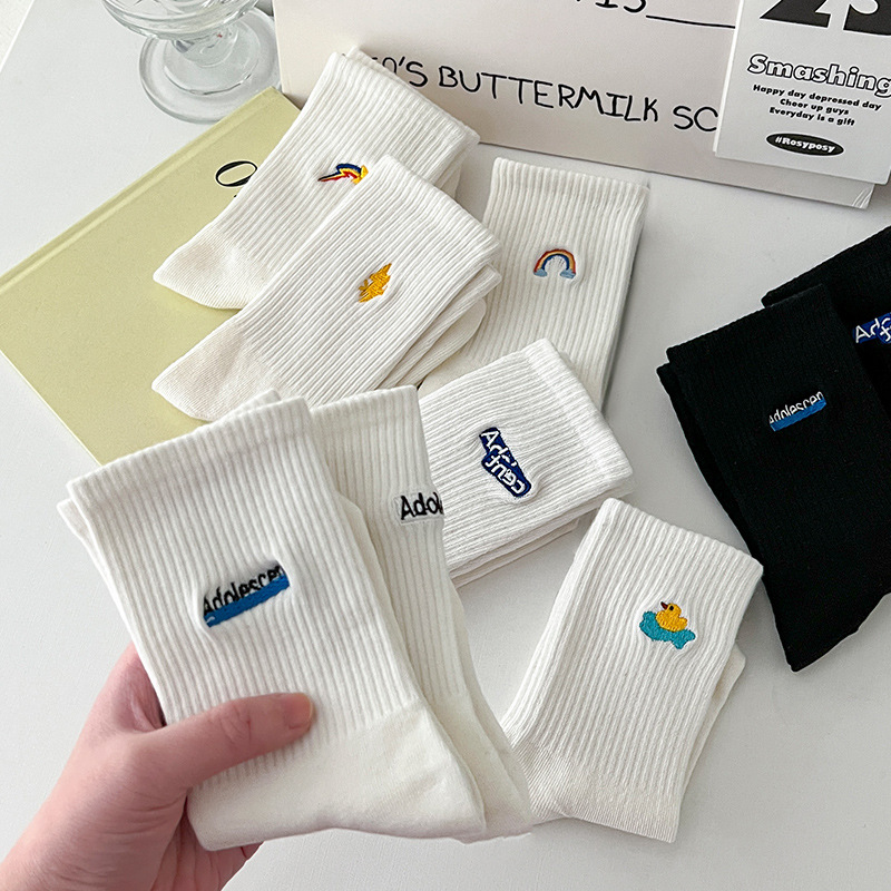 White Socks Women's Mid-tube Socks Spring and Autumn Cotton Socks Boys Trendy Sports Street Long Tube Autumn and Winter Couple's Stockings