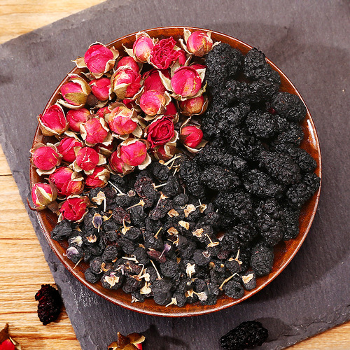 Black wolfberry mulberry dried rose tea combination soaked in water woman black mulberry wolfberry tea morning c evening a tea bag health tea