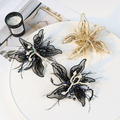 超仙手作りの白いレースの羽の花の頭飾りの部品の花嫁のドレスの胸の花の装飾品の部品のバッチ