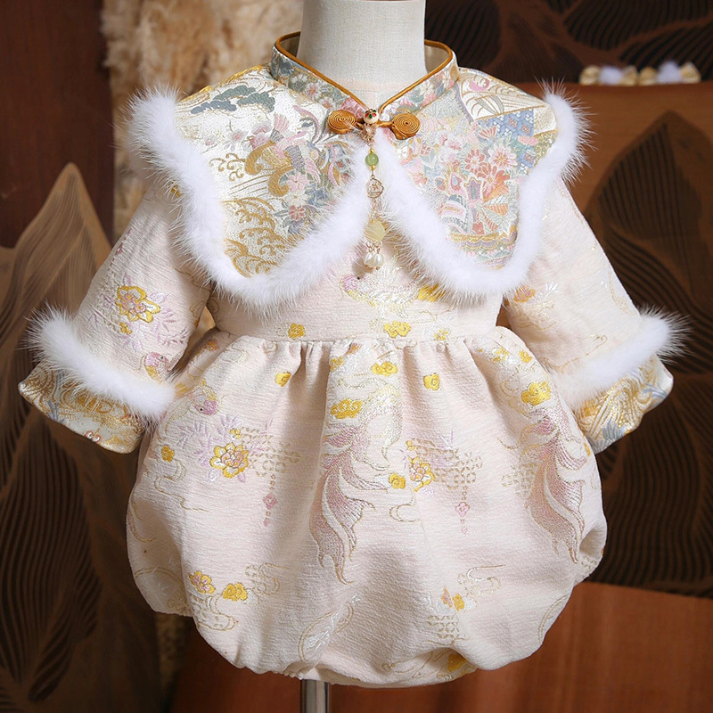 1 년 된 원피스 여성 보물 봄 새로운 중국 스타일 청삼 랩 방귀 옷 보름달 백일 설날을 잡아라 저우탕 세트