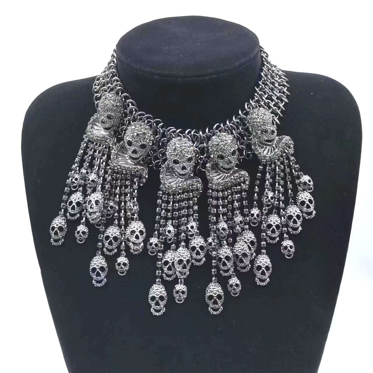 Collier à la mode et luxueux avec pendentif en forme de crâne et de diamants pour Halloween, cadeau d'Halloween_voghion.com