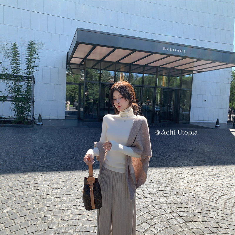 Wear a High-End Pile Collar Wool Knitwear with a Coat, a Good-Looking Inner Layering Knitwear, a Long-Sleeved Turtleneck Top for Autumn and Winter