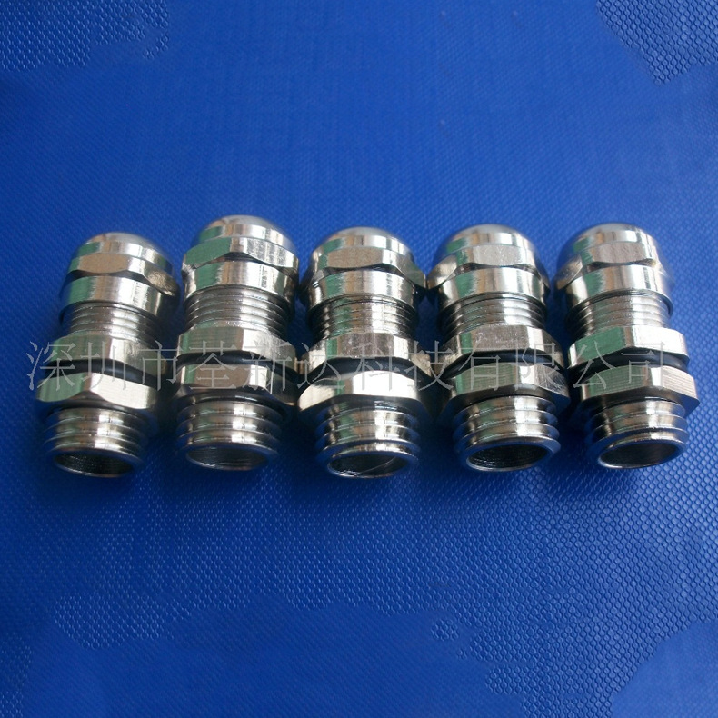 供应LED灯具环保IP68铜接头质量认证金属固定头支持