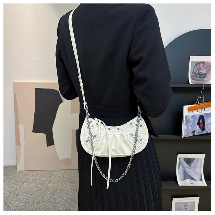 Women's Medium Pu Leather Geometric Fashion Square Zipper Crossbody Bag display picture 18