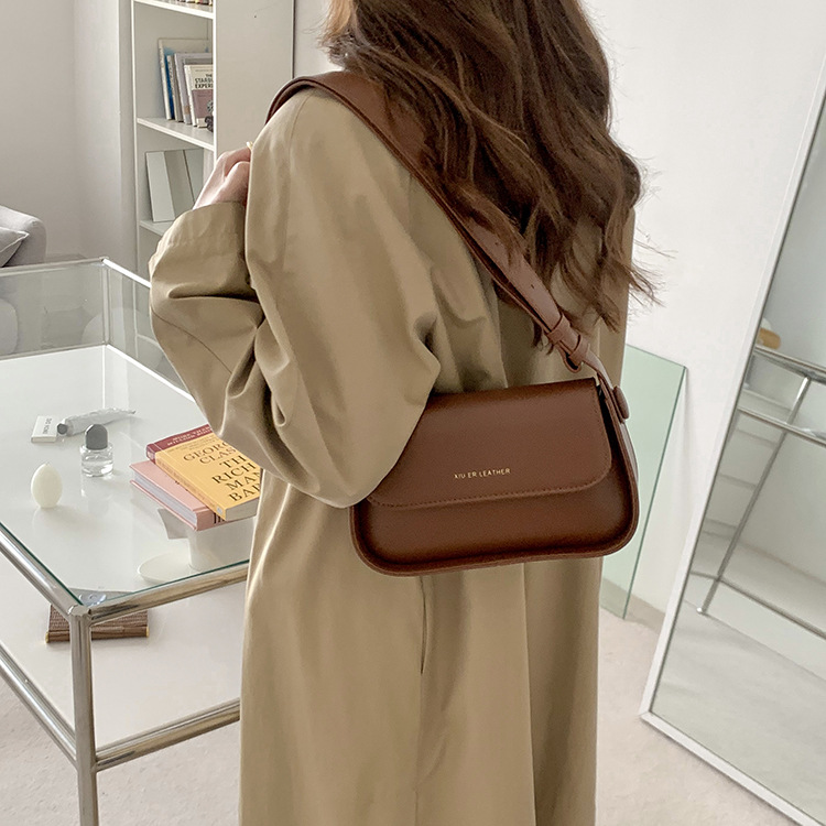 Bolso de las mujeres bolsa de mensajero de moda nicho de diseño bolsa de las axilas de las mujeres nueva correa de hombro ancha estilo coreano bolso crossbody bolsas