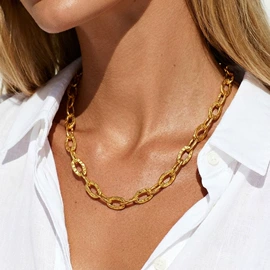 项链;戒指;耳环