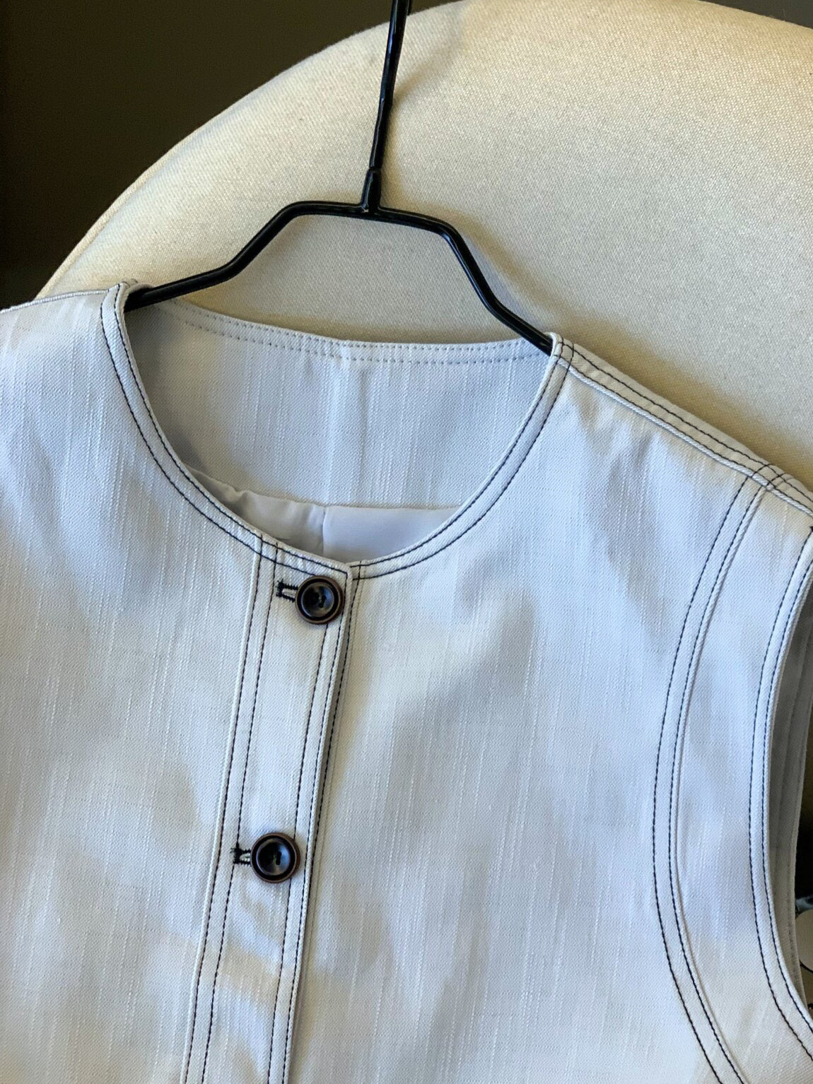 Áo gi lê nữ cổ tròn không tay chất liệu PU phong cách vintage — xanh lam