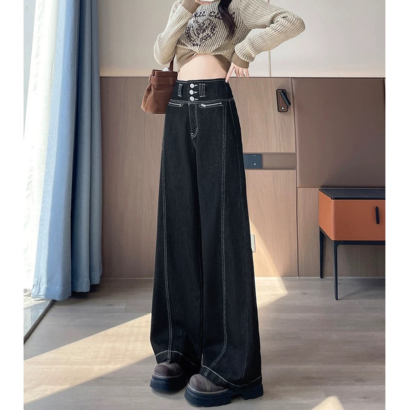 Super trendy black curved-leg jeans for women, autumn and summer 2026 new style, slimming and loose-fitting for petite figures