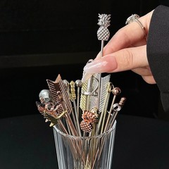 創意的なステンレスカクテルの針とワインの署名ジュースのオリーブの飲み物の装飾の署名のバーのカクテルのツールの芸術の果実の署名