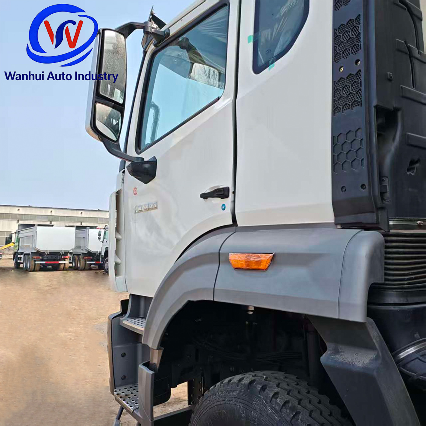 Rear-Turning Dump Truck Howo6*4 for Coal and Sand Transport 8.5m Rear-Turning Dump Truck with Hydraulic Rear Dumping