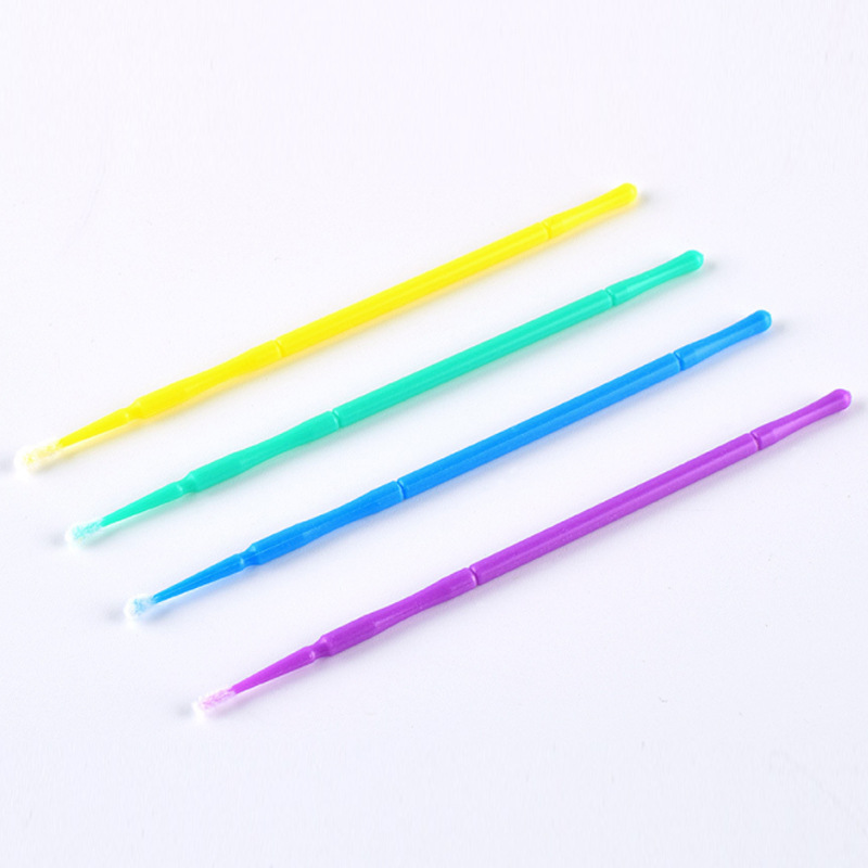 Multicoloured brush for eyelashes