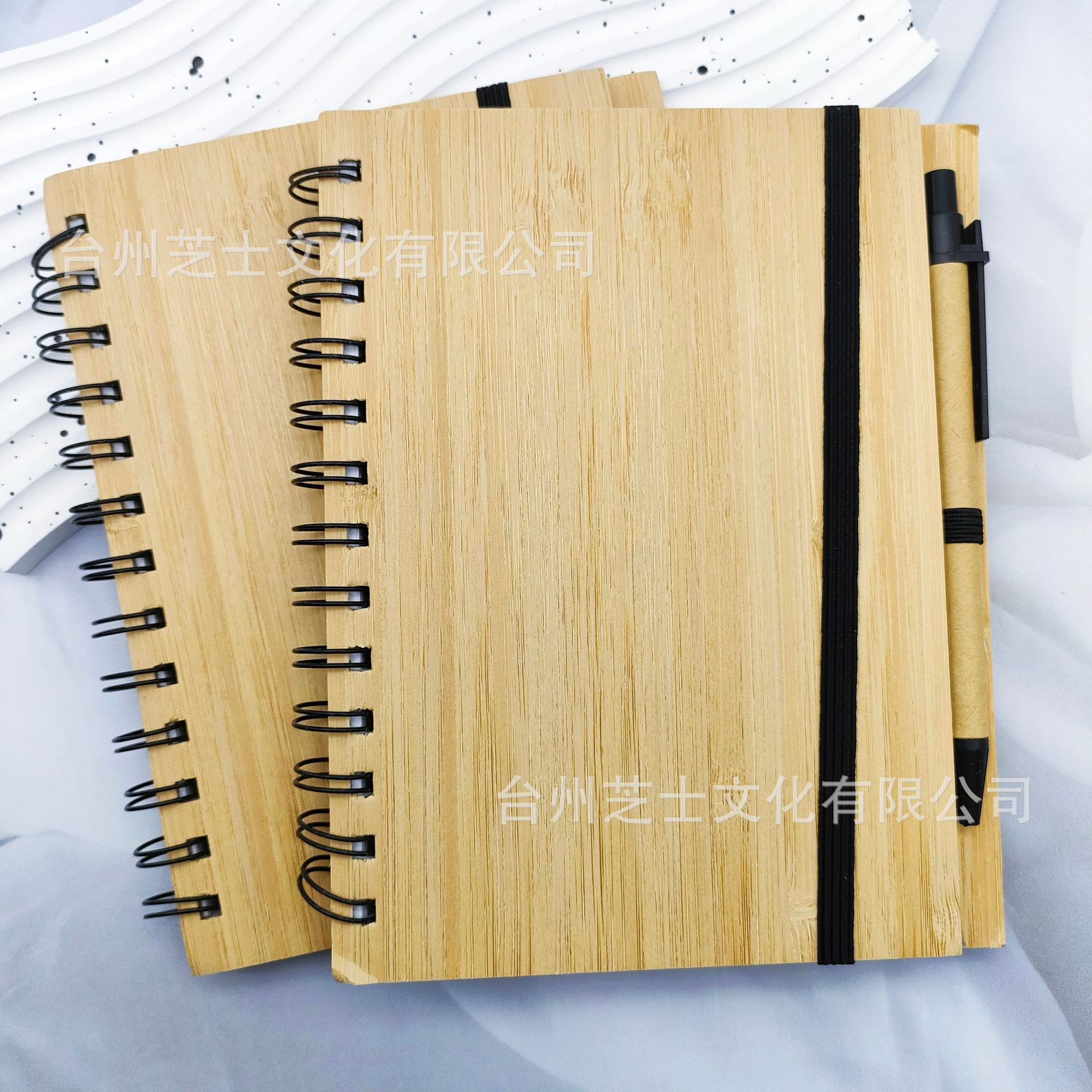 14*18cm 대나무 노트북 환경 보호 대나무 나무 소재 코일 이 학생 창조적 인 문구 휴대용 선물 펜