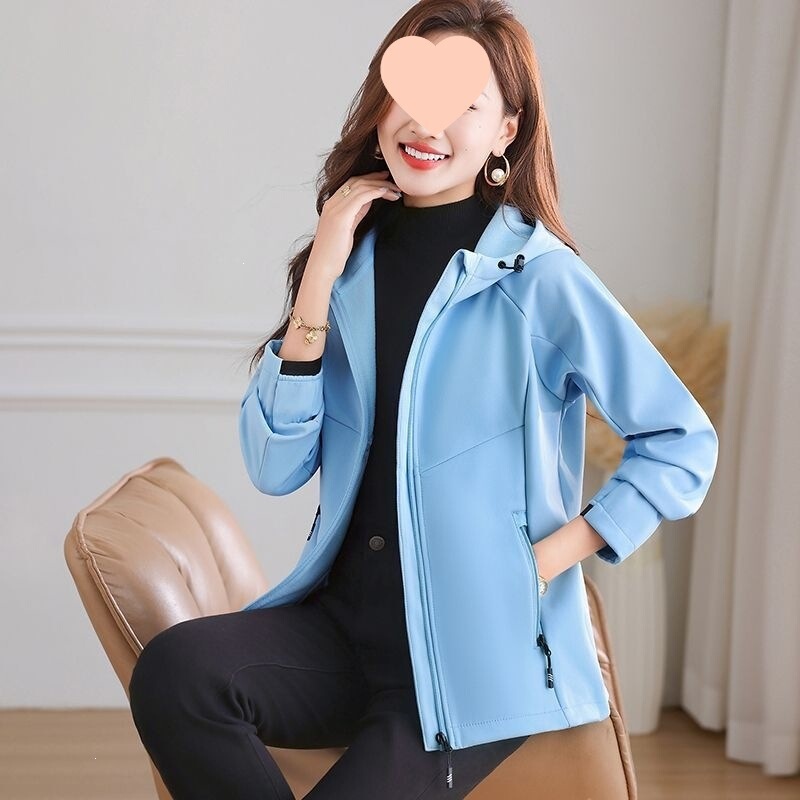 Women's autumn and winter softshell jacket, fleece-lined, 2026 new style, outdoor sports and leisure, hooded, fashionable, and warm Women's autumn and winter softshell jacket, fleece-lined, 2026 new style, outdoor sports and leisure, hooded, fashionable, and warm
