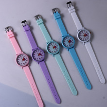 新款数字波浪条纹手表可爱果冻石英表男女中小学生皮表硅胶儿童表