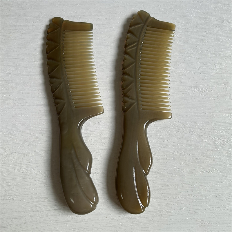 Horn Comb Massage Meridian Thick Handle Hair Comb 20cm Carved Gift Comb overview
