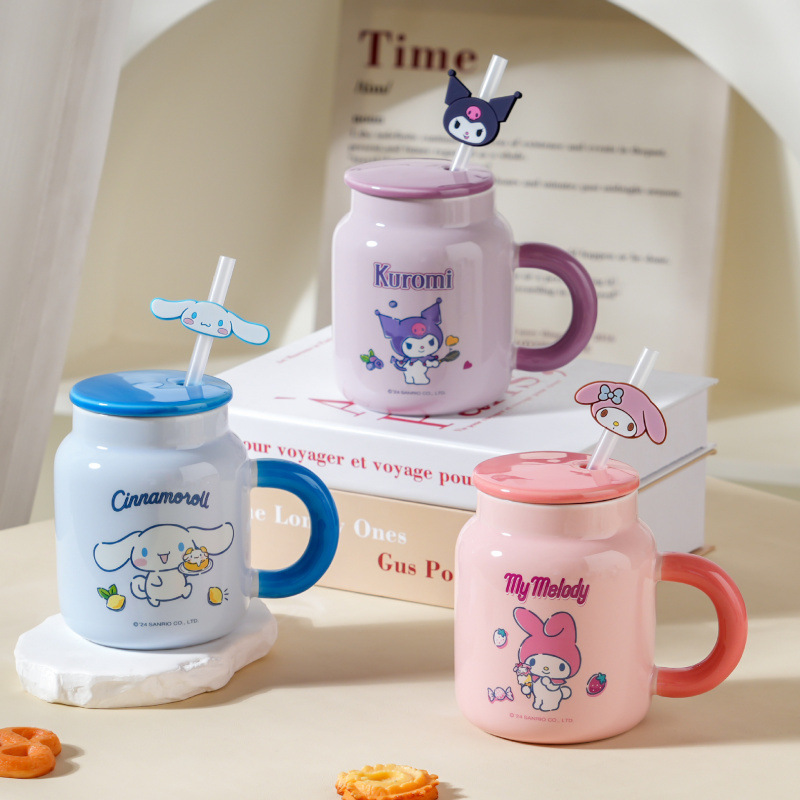 Auténtica taza Sanrio hermosa caja de color con tapa de taza de paja con patrón de dibujos animados taza de cerámica de alto valor facial