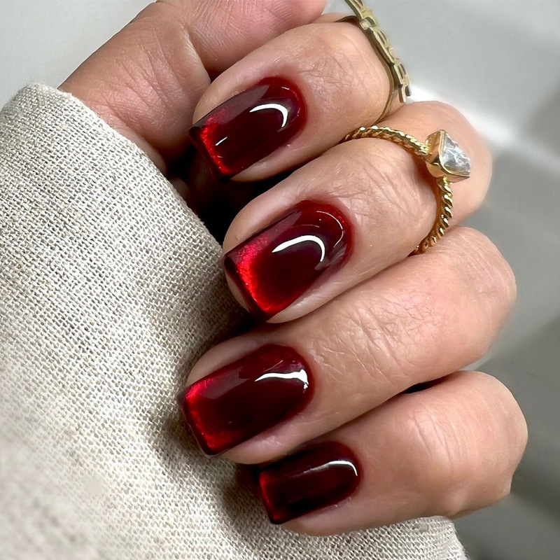 Yiwu Wearable Nails Red Solid Color Blood Red Cat Eye Manicure European Square Short Wearable Nails Finished Wholesale