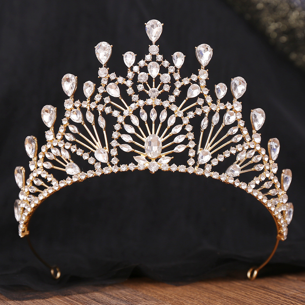 400g Weight Crown Hair Accessories Type Rhinestones Inlay Material 1 Piece Quantity Wedding, Birthday, Festival Occasion Alloy Material Crown, Knot Pattern All Seasons Season Women's Gender Plating Design Retro, Bridal, Shiny Style Gold Color Retro Bridal Shiny Women's Crown Knot Alloy Plating Rhinestones Crown 4