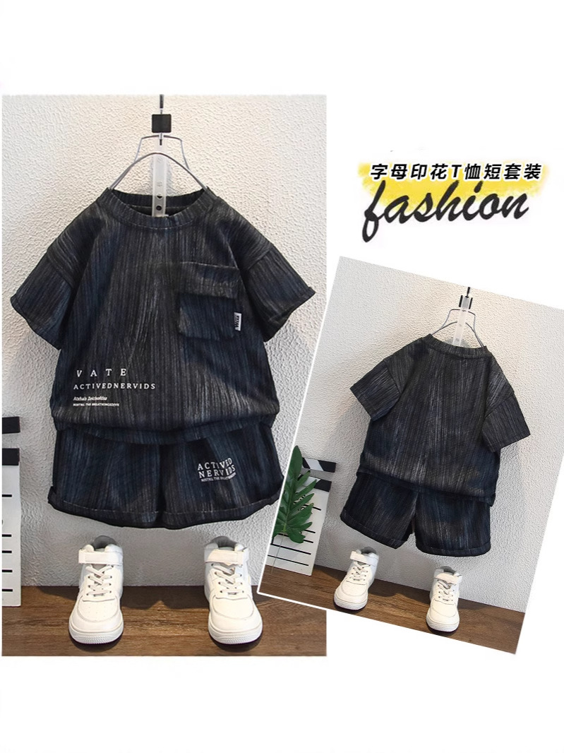 Conjunto de camiseta de manga corta de verano para niños 7989, nuevo estilo 2026 para niños pequeños y medianos, pantalones cortos de verano para niños, conjunto de dos piezas para niños