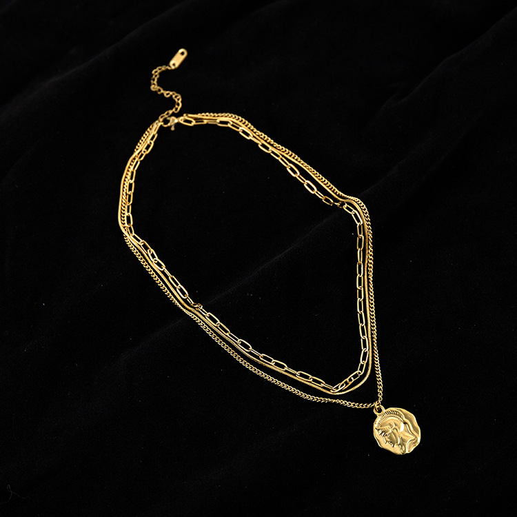 Retro Portrait Titanium Steel Plating Necklace 1 Piece