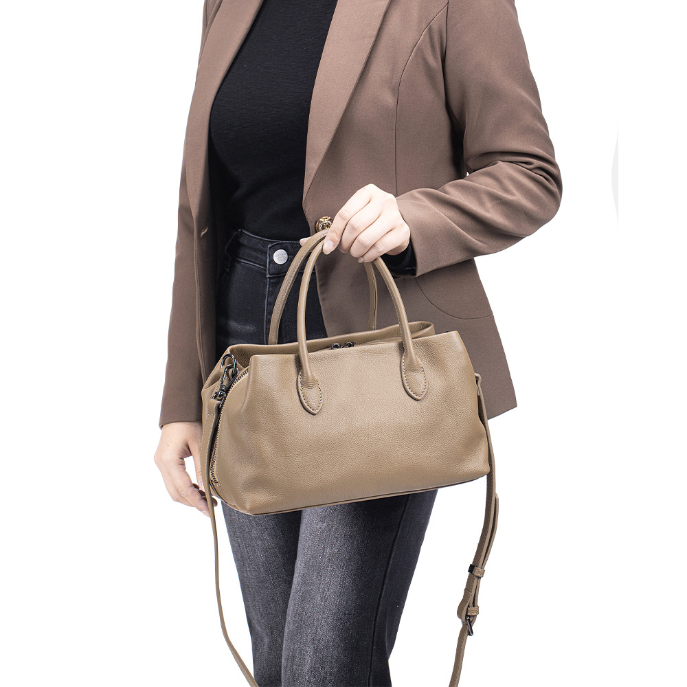 2026 New Genuine Leather Women's Handbag Versatile Large Capacity Top Grain Cowhide Commuter Shoulder And Crossbody Bag - Thumbnail 2