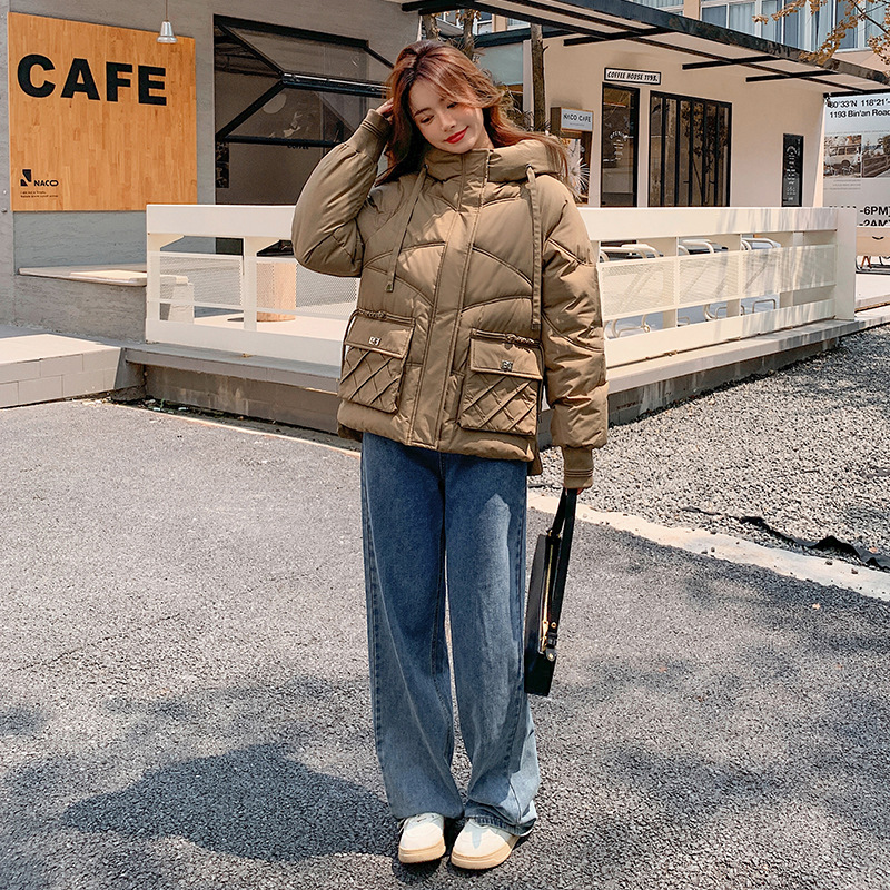 Capa de algodón de pluma corta para mujeres otoño y invierno 2024 nuevo estilo suelto de gran tamaño exterior grueso abrigo de algodón cálido chaqueta de algodón image 8