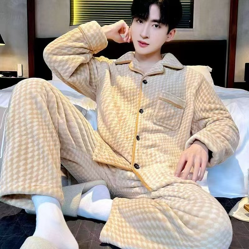 Autumn and Winter Men's New Pajamas, Flannel Plus Velvet Thickened Cardigan Suit, Cartoon Loose and Wearable Home Clothes
