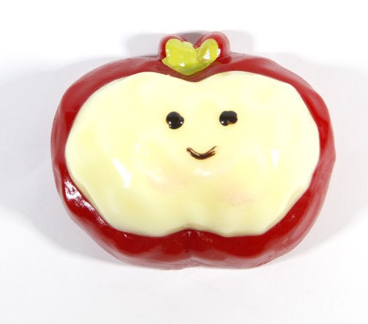 Squeeze the apple
