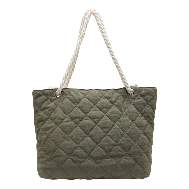 Capacious demi-season down jacket, one-shoulder bag with diamond pattern, high-quality style