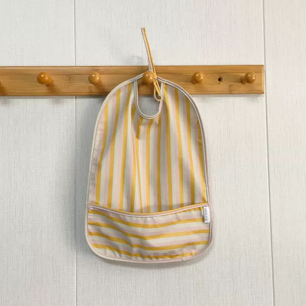 [Danish Bib] Yellow stripes