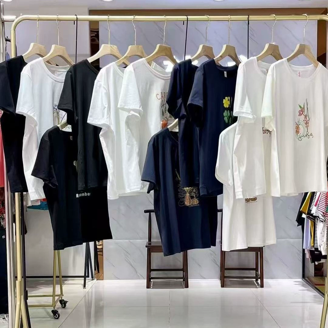 Yizhi Manor Drunken Red 25 Летняя футболка с тяжелой вышивкой и круглым вырезом больших размеров Прямая трансляция Оффлайн Распродажа Брендовая скидка.