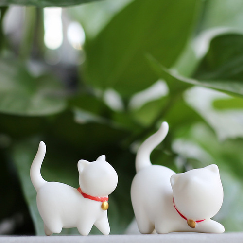 White porcelain tableware ceramic creative tea pet cute handmade lucky kitten decoration Teacher's Day birthday gift