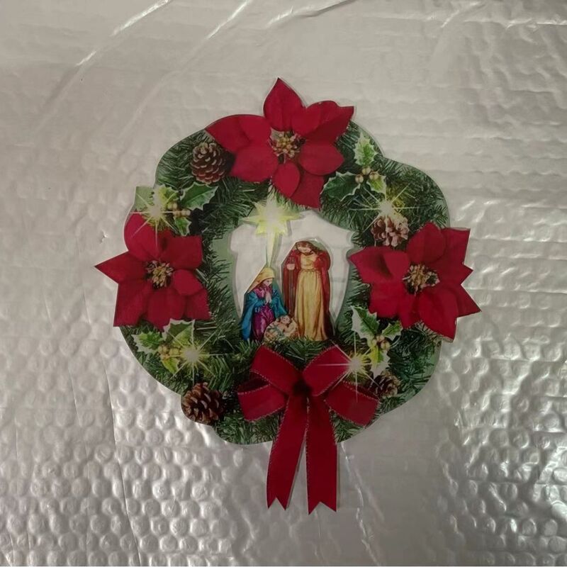 クロスボーダーの花輪クリスマスの門飾りの楠はクリスマスのシーンを飾ってベリーの花輪の松の実を飾ります。|undefined