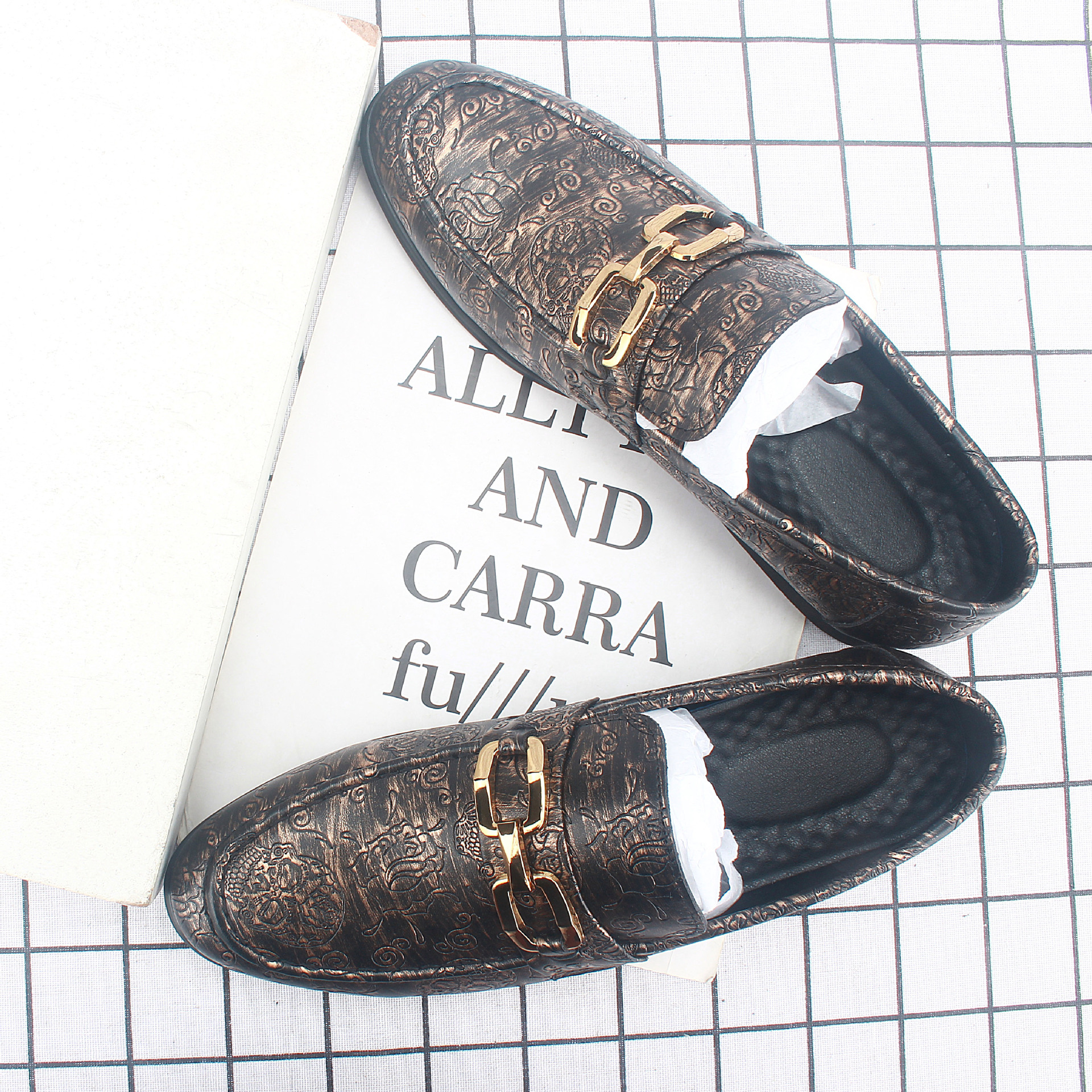 �羳�����׽�����ʱ��ƤЬ�������һ�ŵ�Ӣ�׷��¿��ƤЬ2235