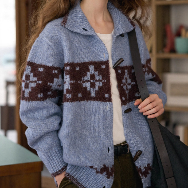 Korean Design Niche Gentle Alpaca Wool Stereo Totem Jacquard Small Turtleneck Horn Button Sweater Cardigan