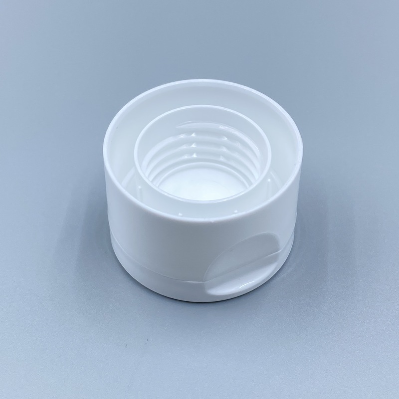 24歯の口径の二重のふたのプラスチックppの材質の柔らかい管の瓶の螺旋のふたの小さい穴は乳液の洗顔料のハンドクリームを出します。|undefined