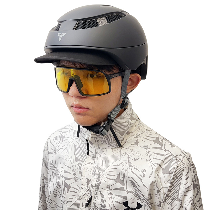 Конный шлем UCACO U-13KALL черный, размер L