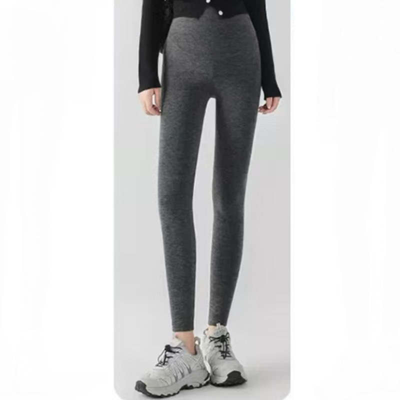 Dark gray / L