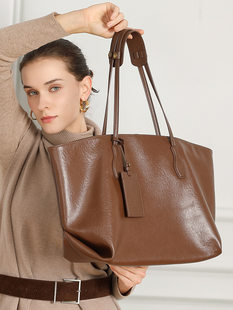Capacious shoulder bag, one-shoulder bag, genuine leather, high-end