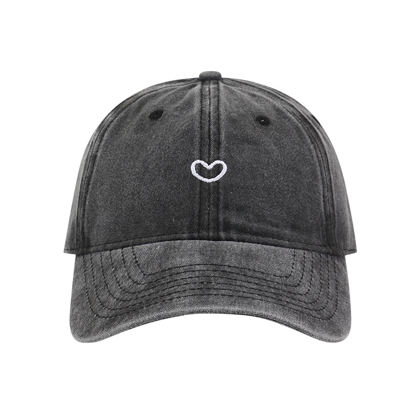 Washed Vintage Baseball Cap With Heart Embroidery For Men And Women_voghion.com