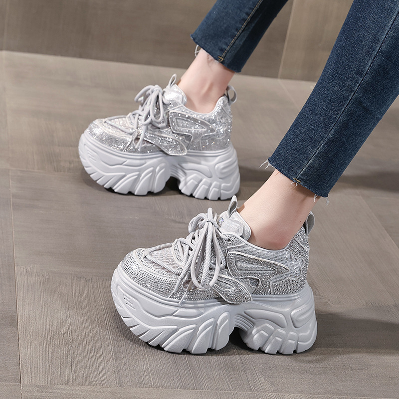Giày sneaker nữ chunky đế dày lưới thoáng, phối đá rhinestone sáng — màu trắng