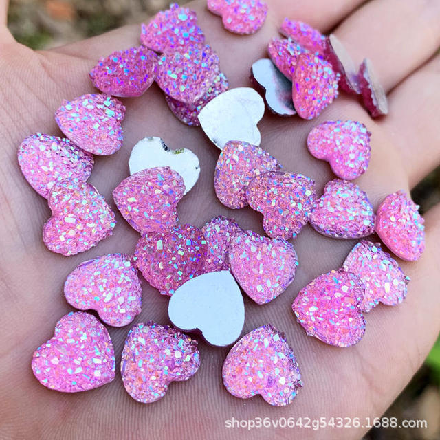 AB amor corazón mineral de cristal racimo melocotón corazón pendientes ropa DIY accesorios de decoración de resina ventas directas de la fábrica