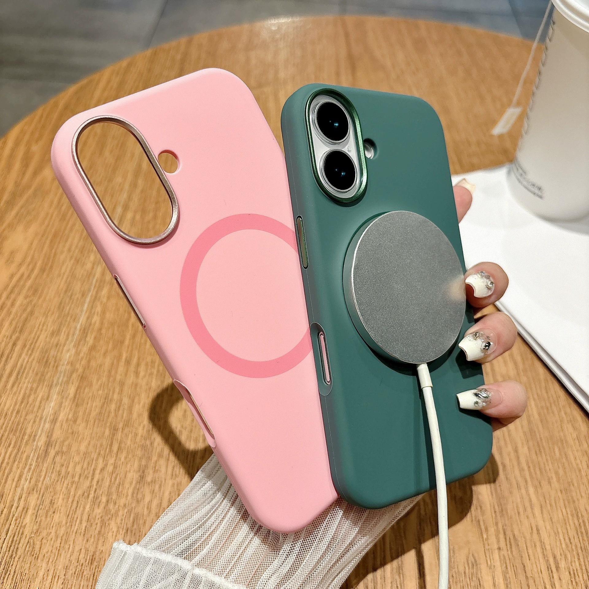 Силиконовый чехол для Apple, совместимый с iPhone 16, фирменный стиль высокого качества, защита от падений