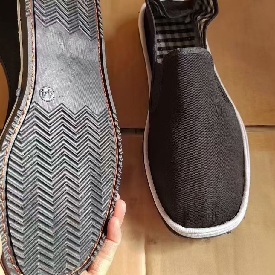 Black sewn shoes in stock flat heel low top solid color dad street…