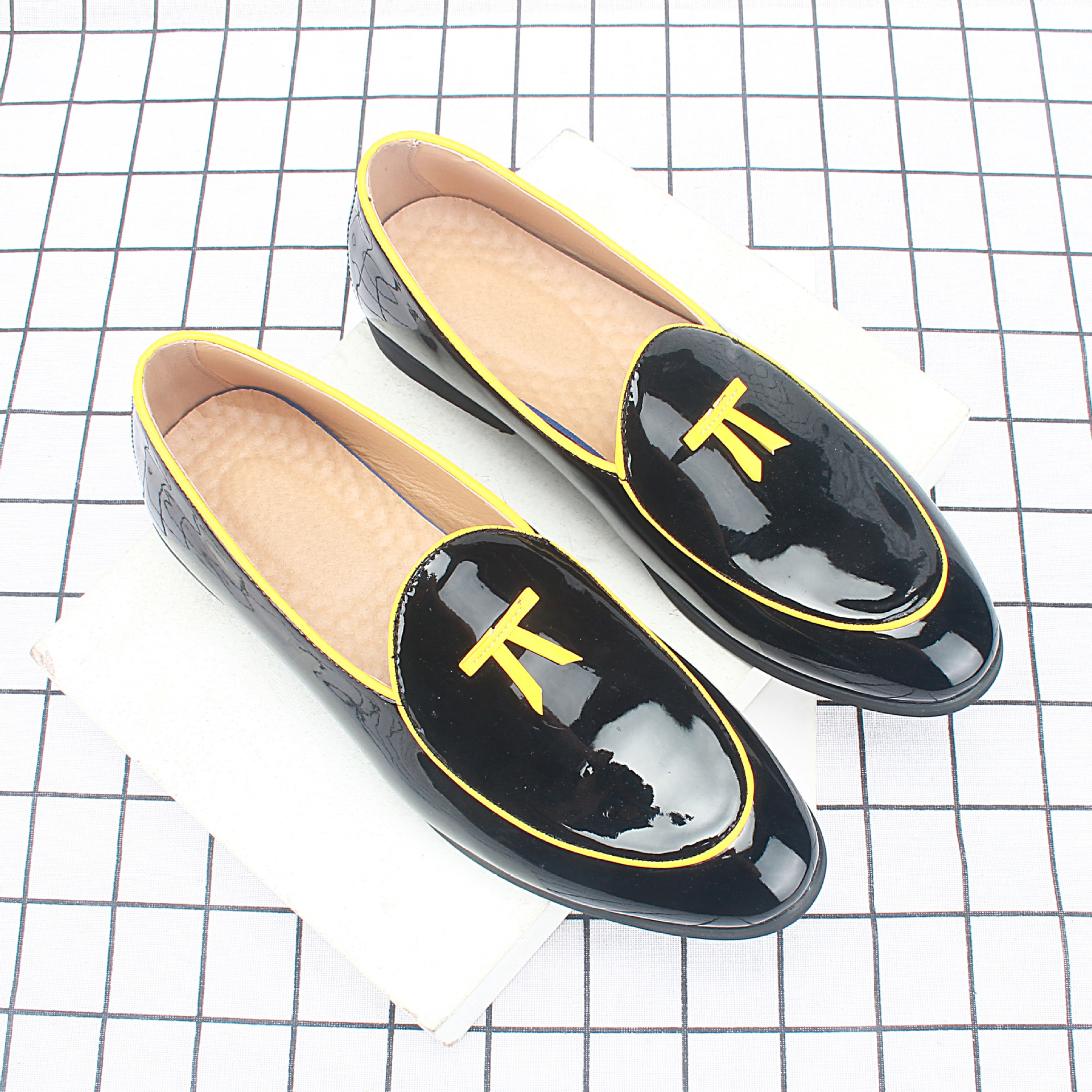 2023���¿��ͷƤЬһ�ŵŻ�ɫ��Ь�����Ь��Ƥ2219