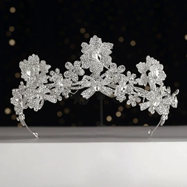 皇冠;发簪;发冠