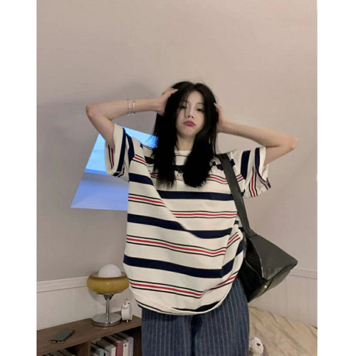 American striped short-sleeved T-shirt for women 2025 summer loose lazy style half-sleeved student versatile tops and T-shirts