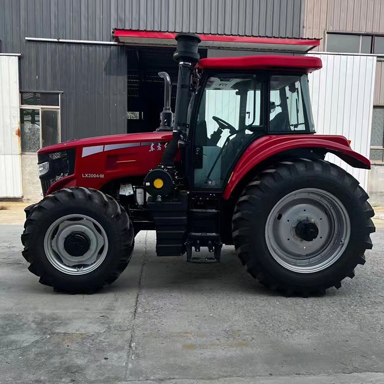 四輪拖拉機(jī) (8).jpg