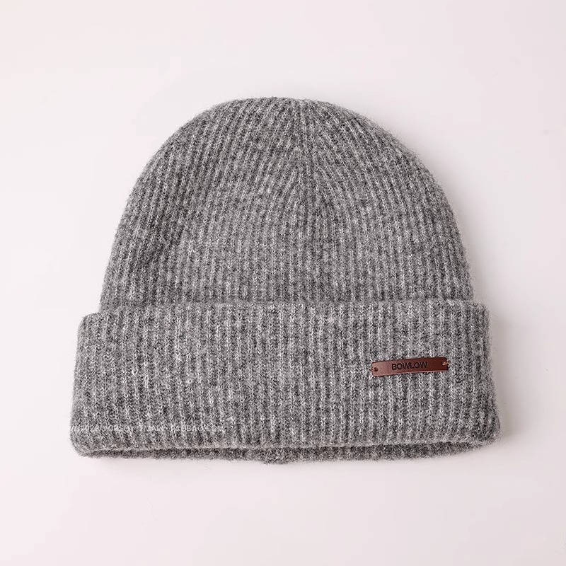 Light gray hat