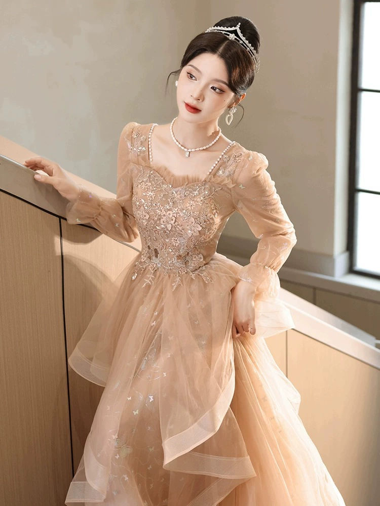 Элитное вечернее платье, юбка, зимняя водолазка? wait careful. Original: "Elite evening dress, skirt, winter long-sleeve, high-quality style, french style" We should translate appropriately: